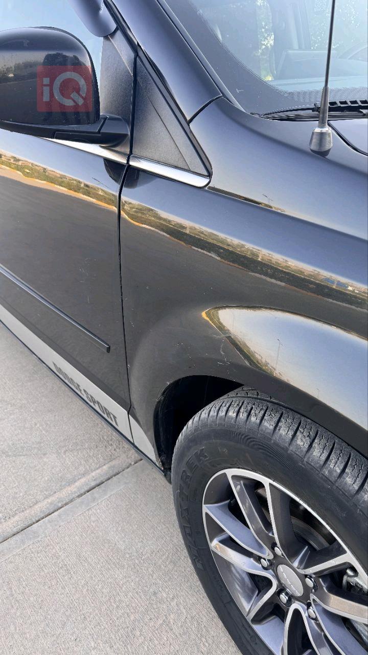 Dodge Grand Caravan